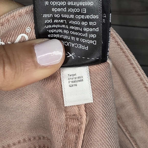 Mossimo Target Shorts Midi Denim Baby Pink Mid Rise Stretch 4" cuff inseam 14 - Picture 6 of 6